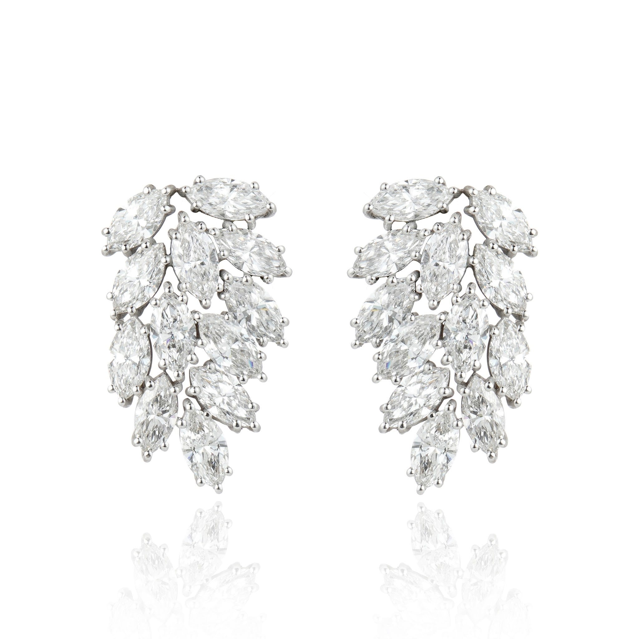 Brinco HW UVA \ 24 pedras — 7.42 ct