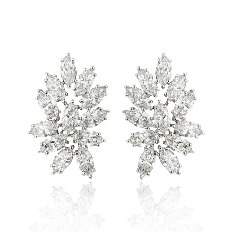 Brinco HW FLOR \ 24 pedras — 7.42 ct